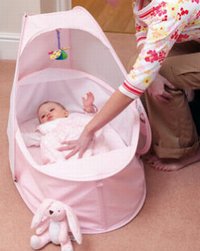 Samsonite Pop Up Travel Cot - Pink