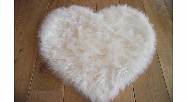 Sheepskin Ivory Cream Beige Faux Fur Sheepskin Style Rug (75cm x 75cm)