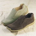 SHOE CO rave twin gusset shoe