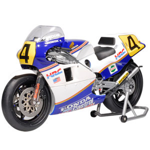 Signed Honda NSR500 - 1985 - #4 F. Spencer