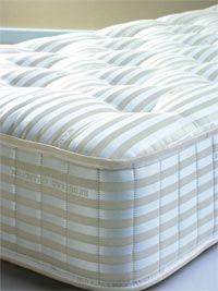 Bedstead 1000 4FT 6 Mattress