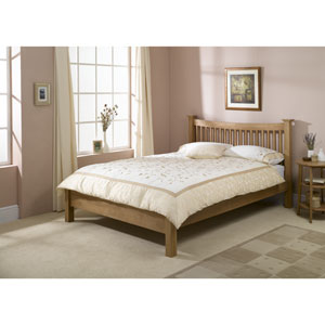 Stock Dreamworks Beds Naples 5FT Kingsize Wooden Bedstead.