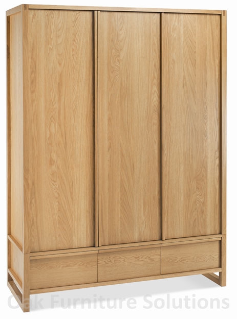 Oak Triple Wardrobe