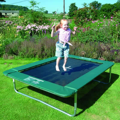 Frog Trampoline (Frog Trampoline)