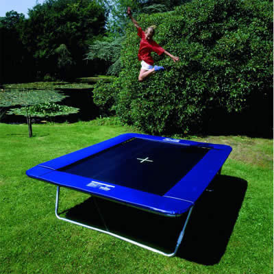 Super Tramp King Trampoline. (King Trampoline)