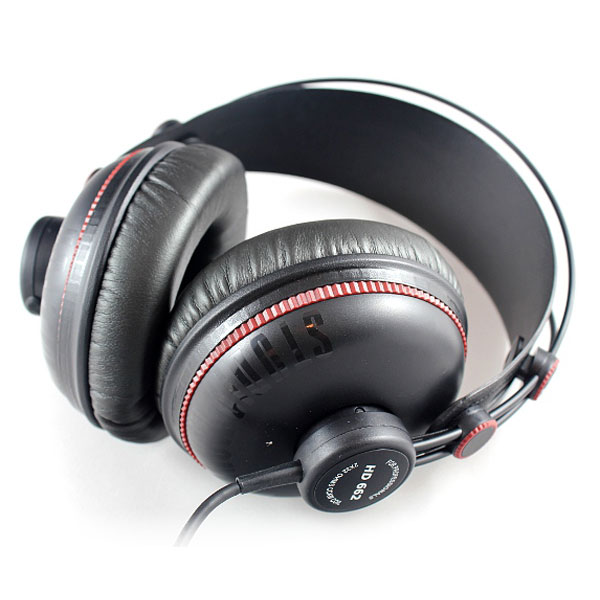 HD-662 Closed Back Studio Headphones