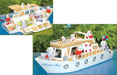 Families - Pleasure Boat