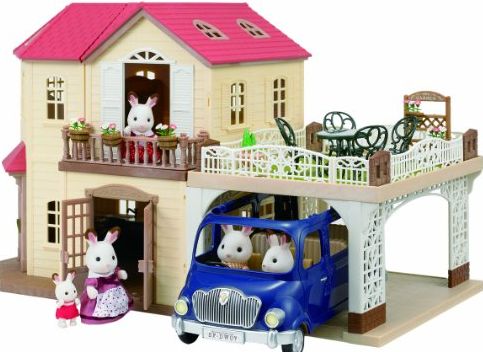 Sylvanian Families Maple Manor with Carport Playset