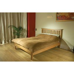 Shaker Oak Range - 4ft6in Oak Bedstead