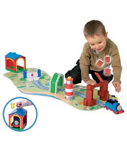 Thomas and Friends Drive Away Talking Thomas Activity Set