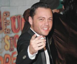 Tiziano Ferro / Alla mia etandagrave; Tour 2009