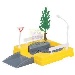 Tomy Thomas Motor Road and Rail Road Turntable