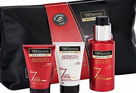 TRESemme  7 Day Smooth Wash Bag Gift Set