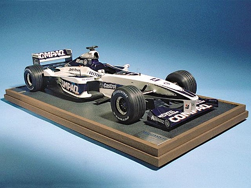 1:8 Scale BMW Williams FW22