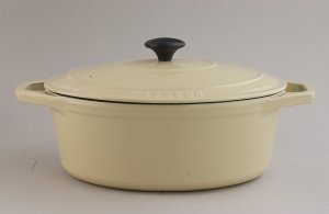 27 cm Cast Iron Oval Casserole