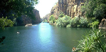 alice spring springs darwin safari katherine gorge uluru thermal pool pools red centre center nitmil