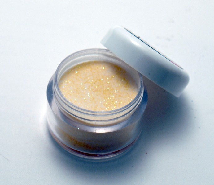 Gold Glitter Acrylic Powder 20g (.7 ounces)  Acrylic powder with superior coverage for professional 