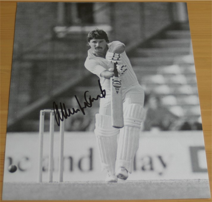 ALLAN LAMB HAND SIGNED 9 x 7 INCH B/W PHOTOGRAPH