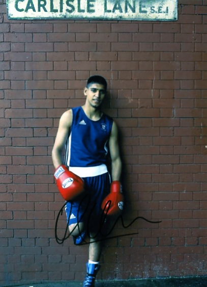 AMIR KHAN SIGNED A4 COLOUR PHOTOGRAPH