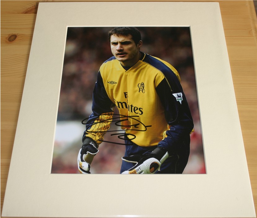 CARLO CUDUCINI HAND SIGNED and MOUNTED PHOTO -