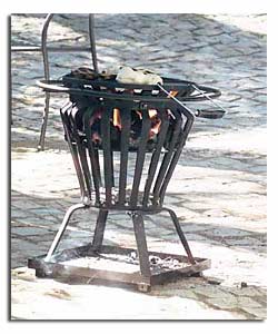 Cast Iron Brazier/BBQ