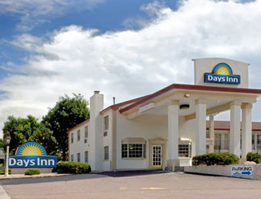 Unbranded Days Inn Central