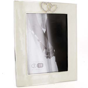 Unbranded Diamante Heart 5 x 7 Photo Frame