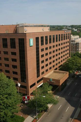 Unbranded Embassy Suites Washington