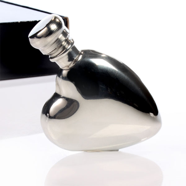 Unbranded Engraved Heart Shaped Hip Flask