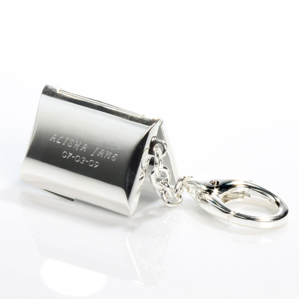 Unbranded Engraved Photo Locket Keyring