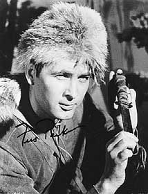 Fess Parker signed black & white photo