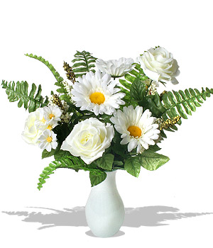 Unbranded Finest Bouquets - Rose Gerbera Berry Fern