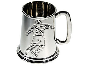 Unbranded Fotballer Embossed One Pint Tankard 013636