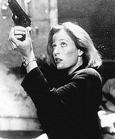 Gillian Anderson black and white photo