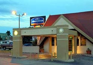 Unbranded Howard Johnson Inn - Denver