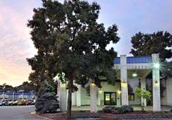 Unbranded Howard Johnson Inn Cincinnati East