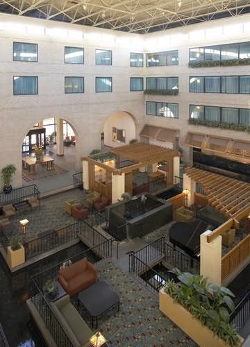 Unbranded Hyatt Regency Woodfield-Schaumburg