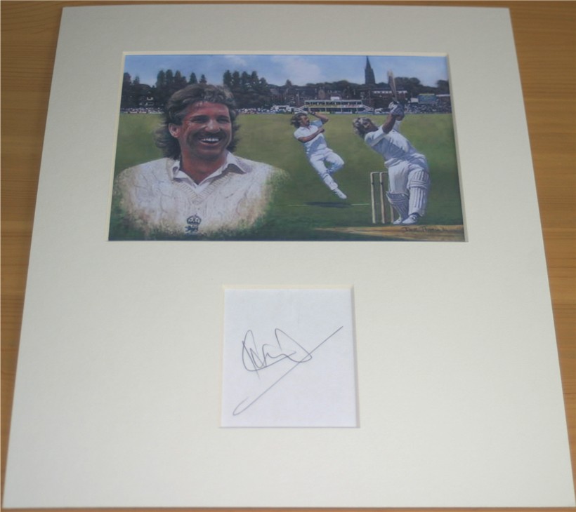 IAN BOTHAM SIGNATURE MOUNTED WITH PHOTO - 12 x