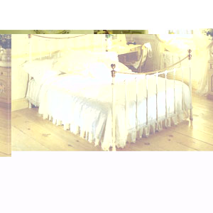 Jaybe- The Romance- 4FT 6&quot; Double Metal Bedstead