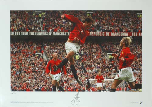 Legends Series: Signed by Ruud Van Nistelrooy