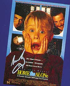 Macaulay Culkin autograph