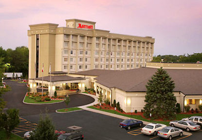 Unbranded Marriott Rochester Airport