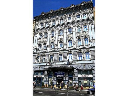 Unbranded Mercure Budapest Nemzeti 4