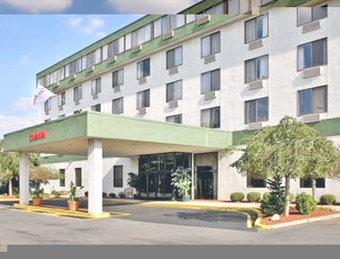 Unbranded Ramada Inn - Somerset