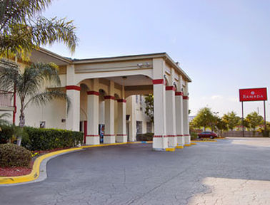 Unbranded Ramada Inn South