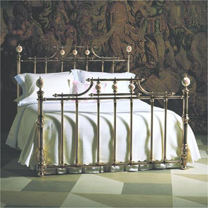 Relyon- Derby Classic- 5FT Kingsize- Hand Polished Bedstead