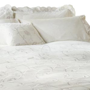 Renaissance Duvet Cover- White- Kingsize