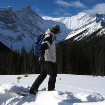 Snowshoeing at Vista Lake - Adult