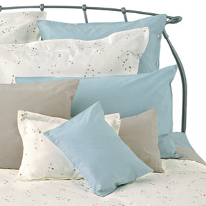 Sprig Duvet Cover- Blue/Ivory- Super Kingsize