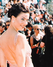 Terry Farrell photo